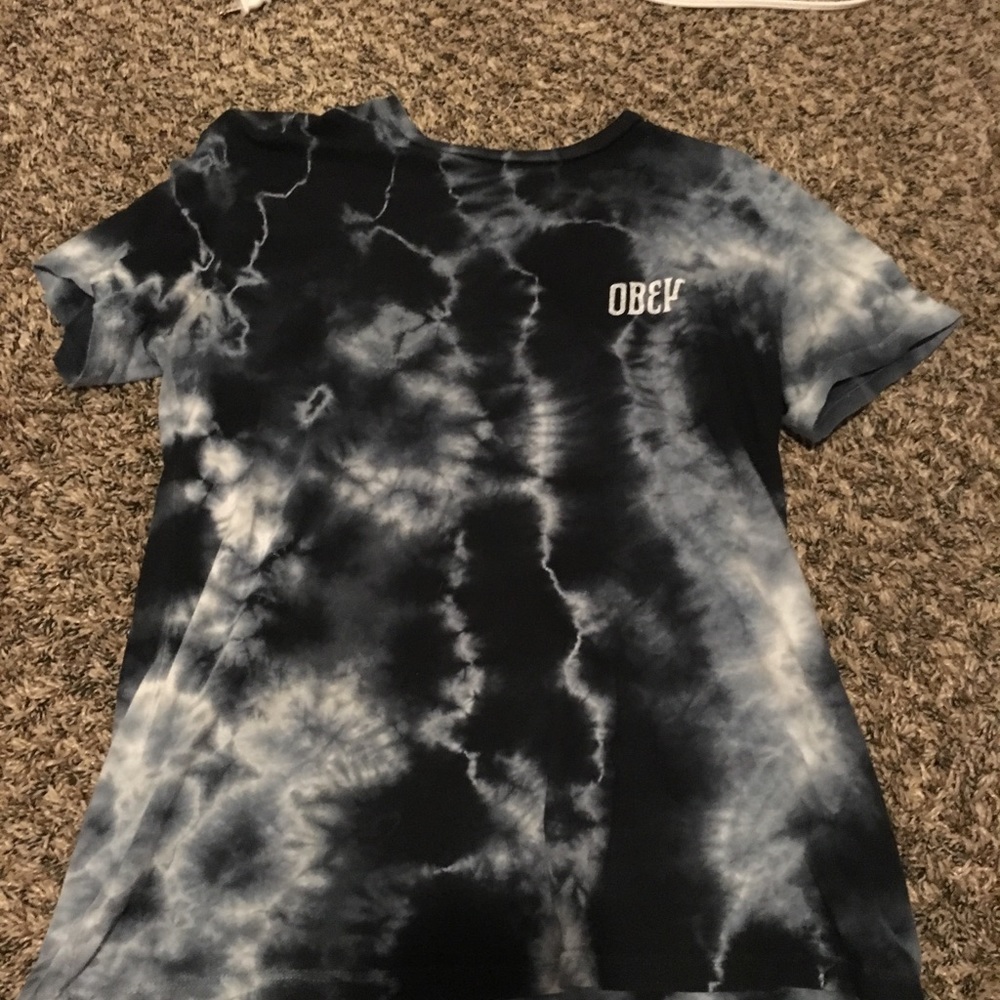 Obey t-shirt
